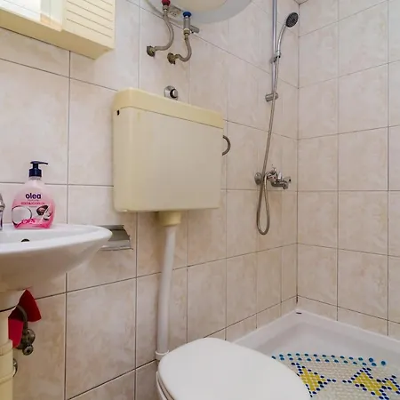 & Bluemoon - Two Bedroom With Patio And Sea View Molunat